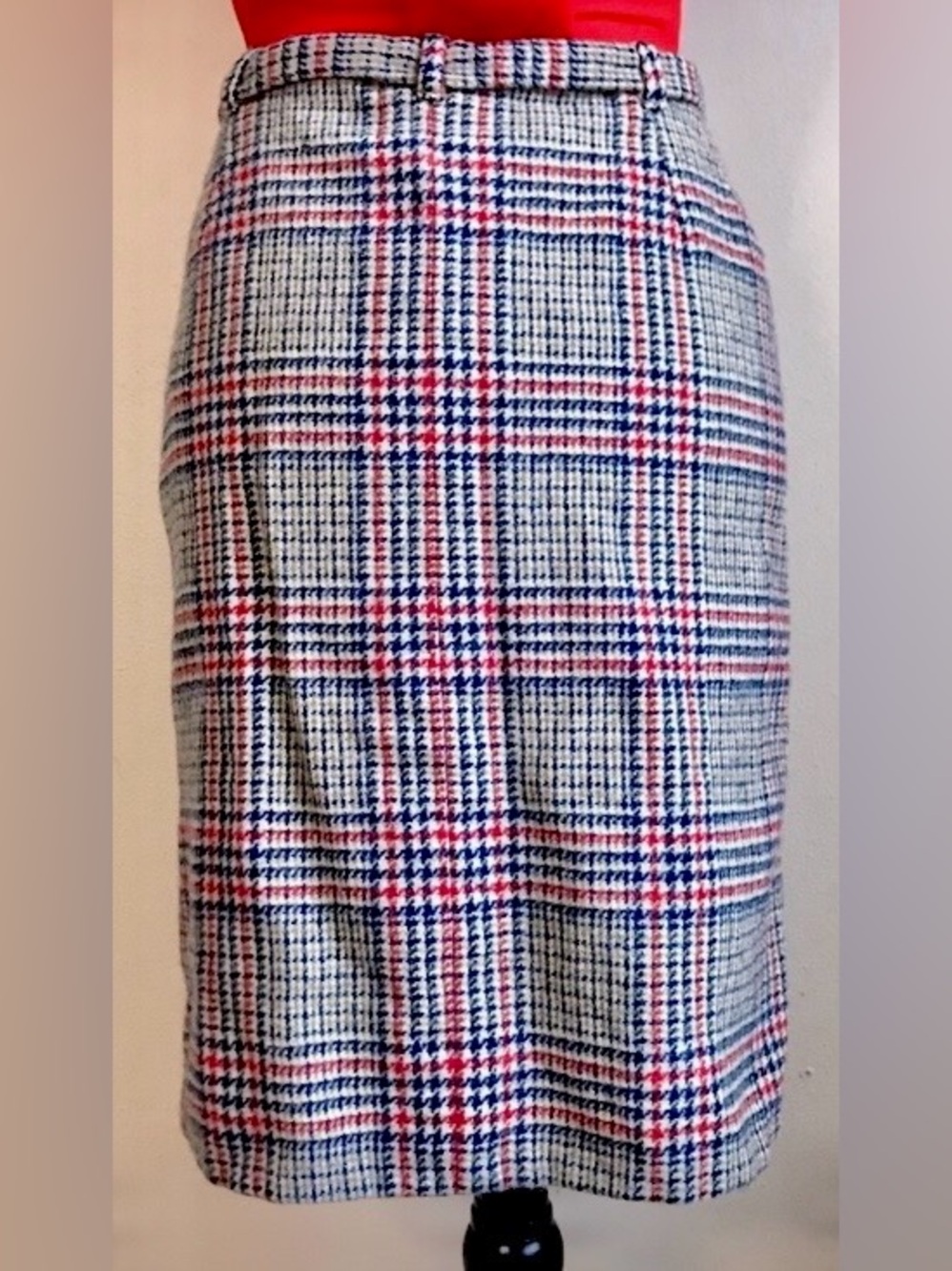 Vintage Plaid Wool Pencil Skirt-Khaki Beige, Red, Blue: Waist Tie, Sz. M/ Sz. 8 - Picture 4 of 7